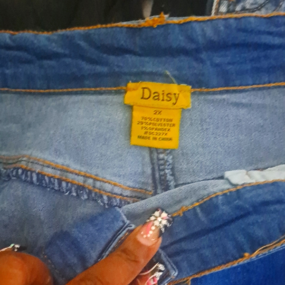 Daisy Women's Blue Jeans